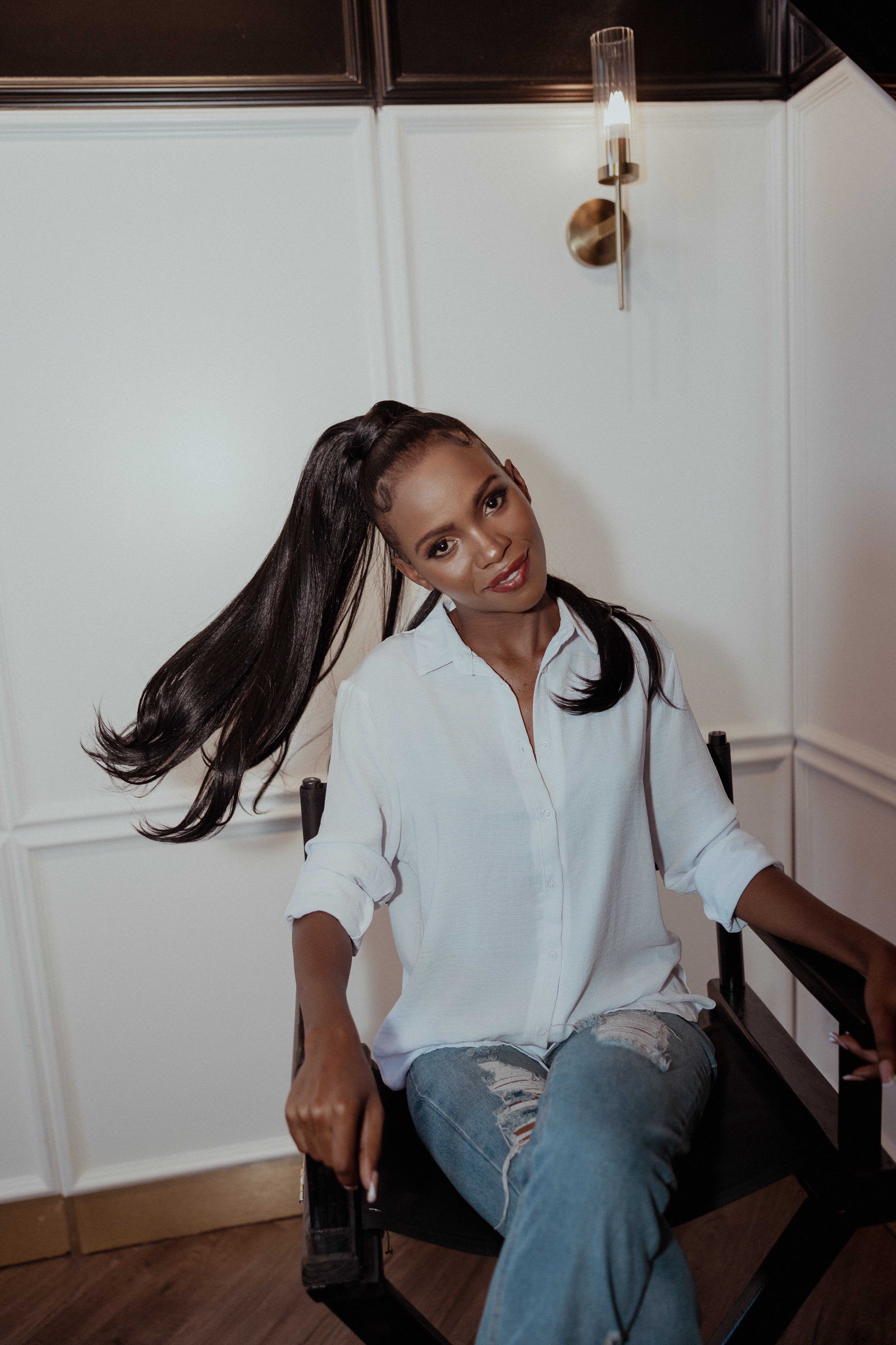 "The Novella" Black Ponytail